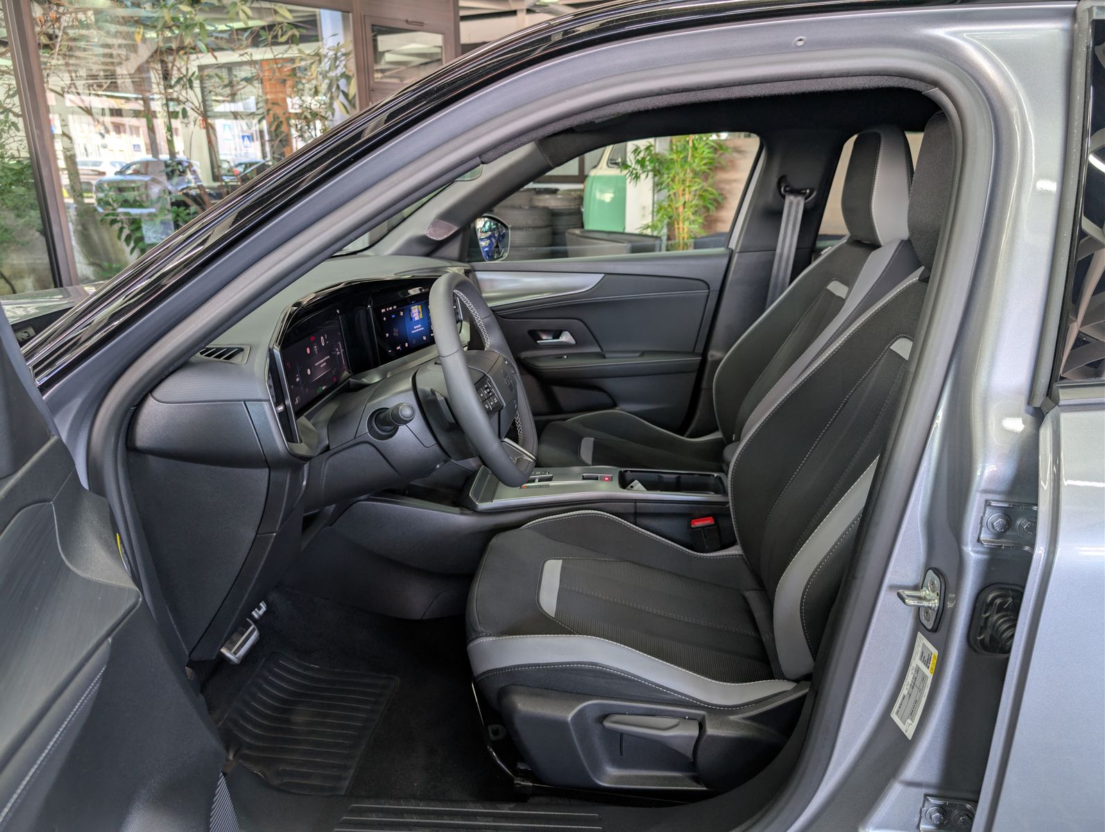 Fahrzeugabbildung Opel Mokka GS BLACK INTEL LUX TECH KAM SHZ BHL VIRT
