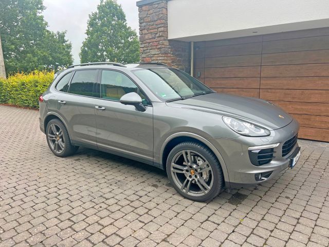 Porsche Cayenne S 4,2 Diesel guter Zustand