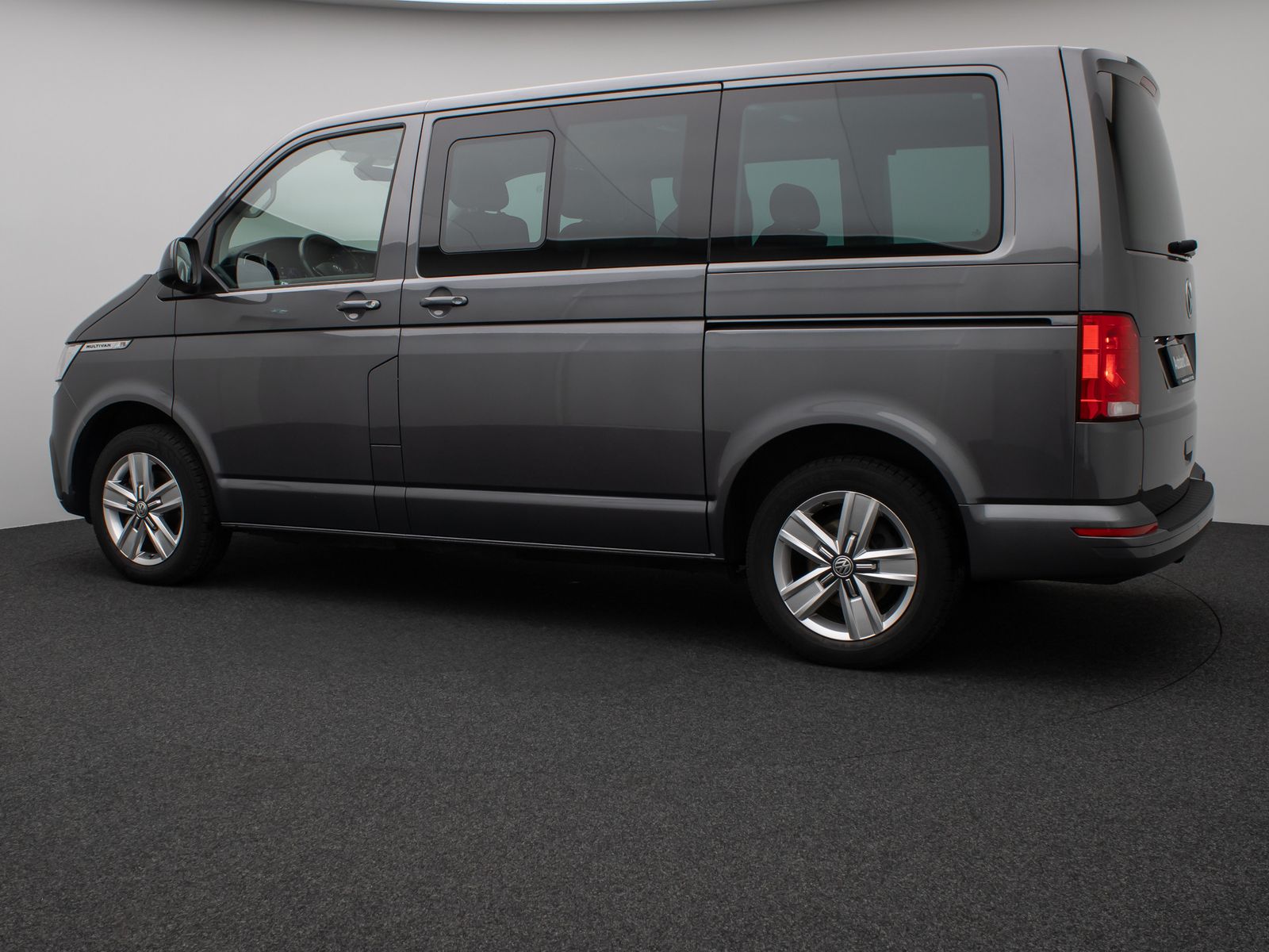 Fahrzeugabbildung Volkswagen T6 Multivan Kamera DAB Standheizung Navi Tempo