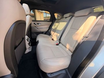 Land-Rover Range Rover Velar - 12