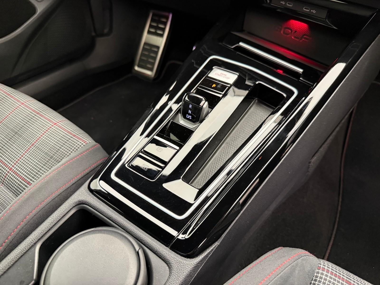 Volkswagen Golf 8 GTI 2.0 TSI DSG Business KomfortStandh, миниатюра 5