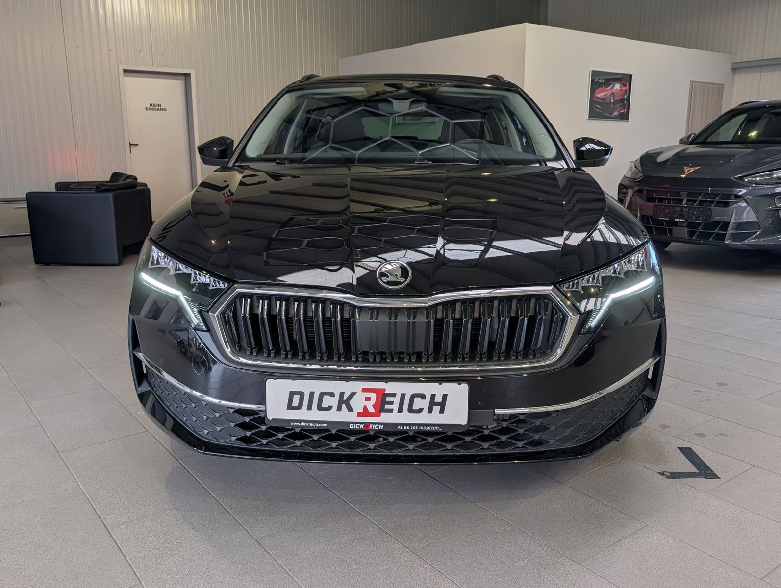 Fahrzeugabbildung SKODA Octavia 1.5 TSI mHEV DSG ACC Style-Paket AHK 17"