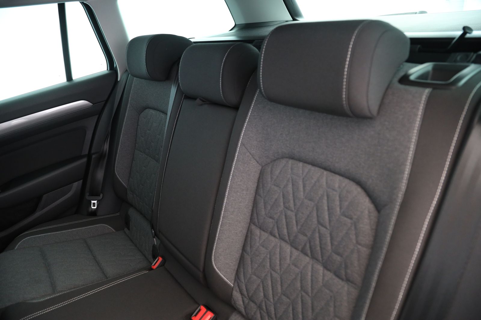 Volkswagen Passat Variant - Bild 11