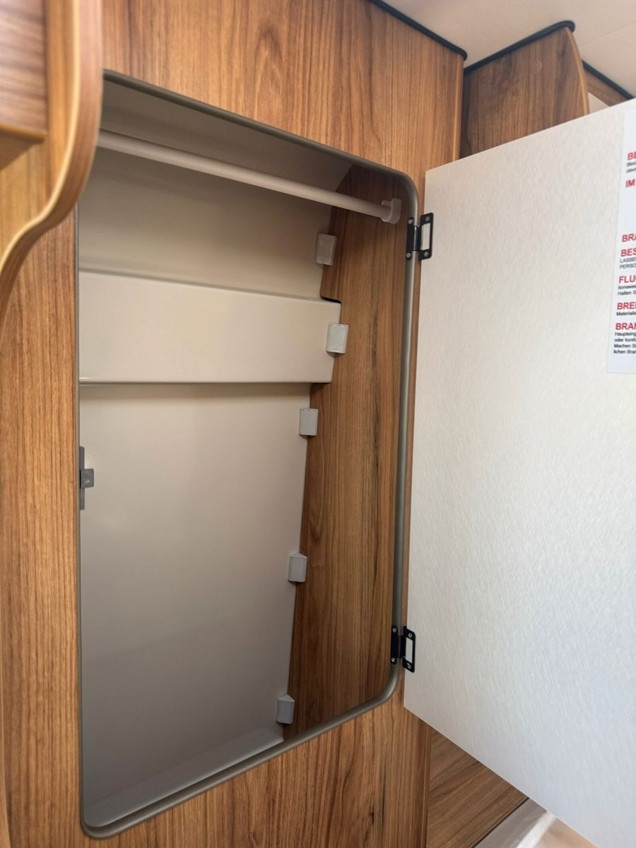 Fahrzeugabbildung Karmann Dexter DE 600 Concept Paket