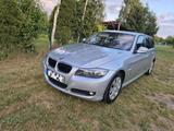 BMW Bmw 320i E91 Touring Wenige KM. - BMW 320 aus 2009: Kombi, 320i