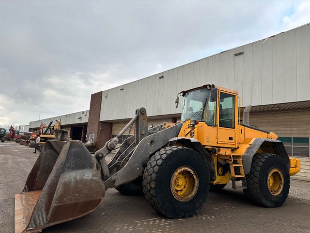 Volvo L120E