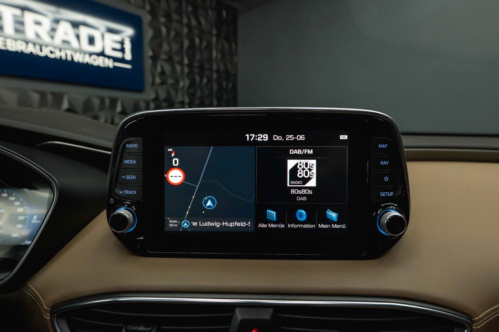 Fahrzeugabbildung Hyundai Santa Fe Premium 4WD 8G*Pano*ACC*LED*DAB*21Zoll*