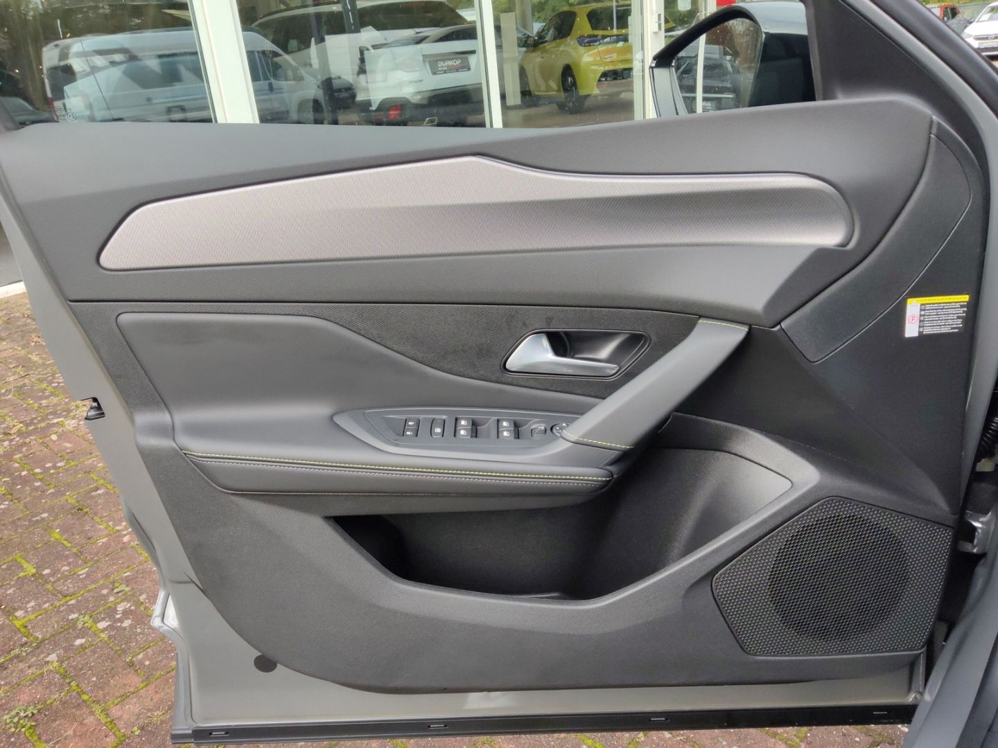 Peugeot 408 - Bild 13