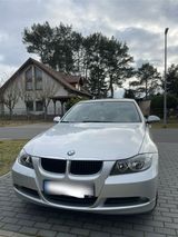 BMW E90 320i - BMW 320 aus 2006: 320i