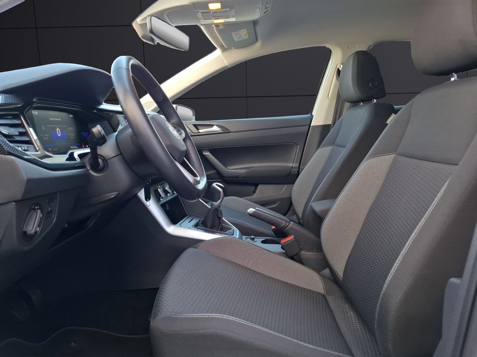 Fahrzeugabbildung Volkswagen Polo 1.0 Life LED AID APP GRA PDC SHZ