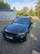 BMW 318i Touring -Navi, Telefon, Panorama Dach etc.