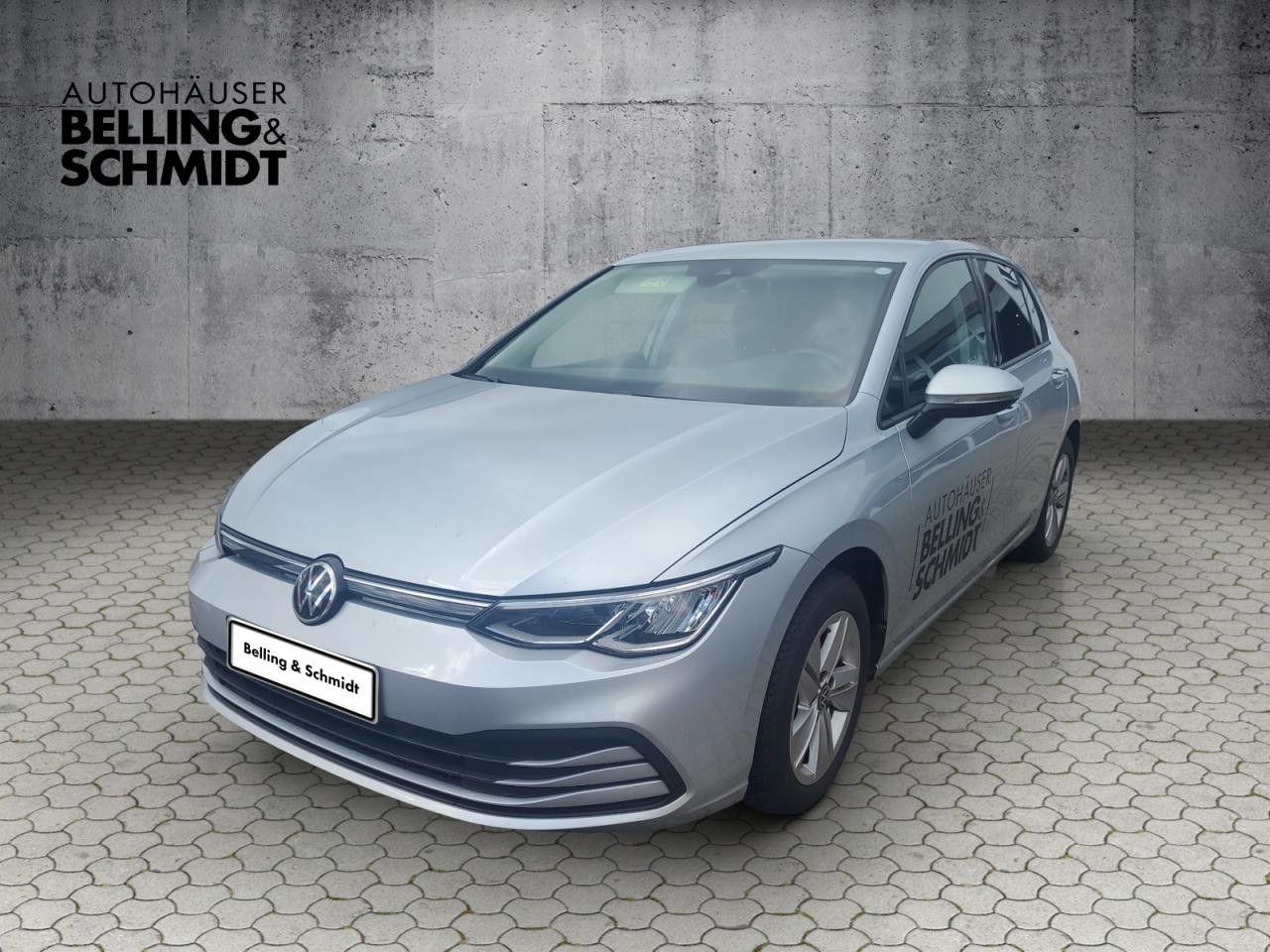 Volkswagen Golf VIII 1.5 l TSI Life Navi Pro PDC SHZ LED