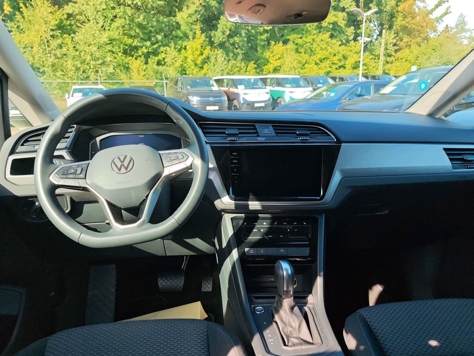 Touran Comfortl. TDi DSG 7S Navi LED Kamera