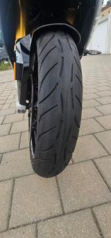 BMW S1000RR - BMW S1000R
