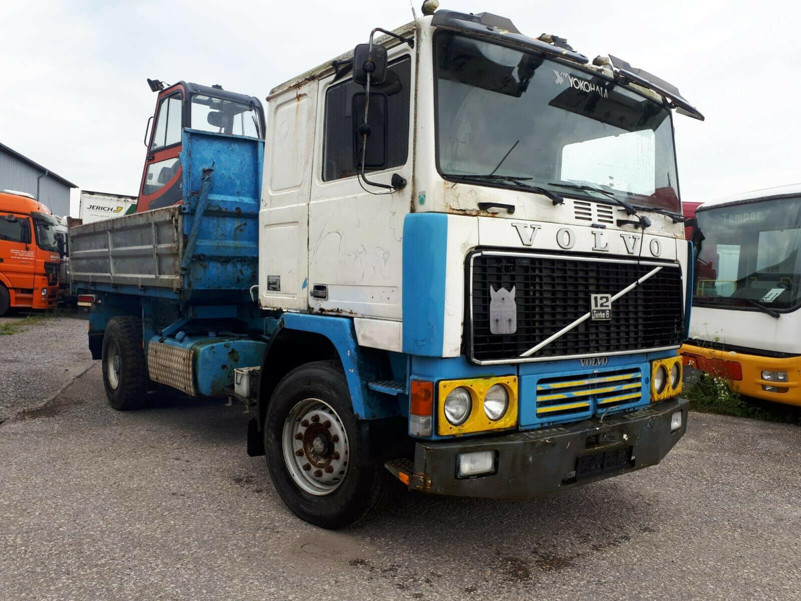 Volvo F10 260,Blatt Federung,Dreiseitenkipper,NO CRANE