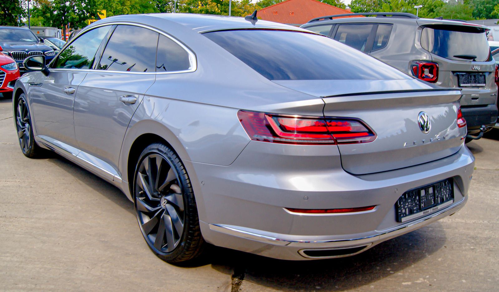 Fahrzeugabbildung Volkswagen Arteon R-Line 4Motion HEADUP PANORAMA STANDHEIZG