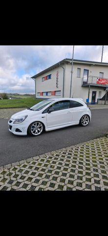 Opel Corsa D OPC