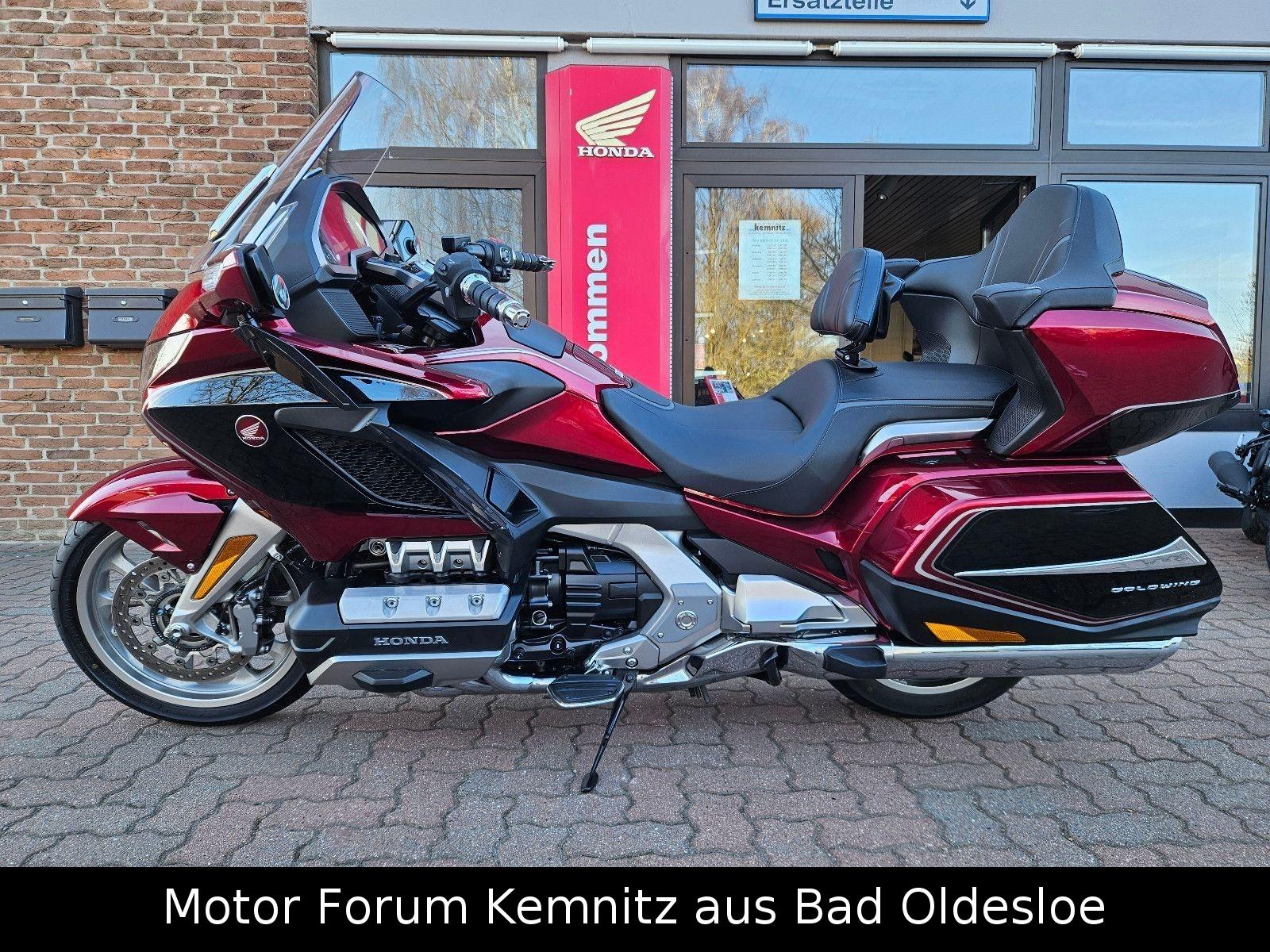 Honda GL1800 Gold Wing Tour DCT