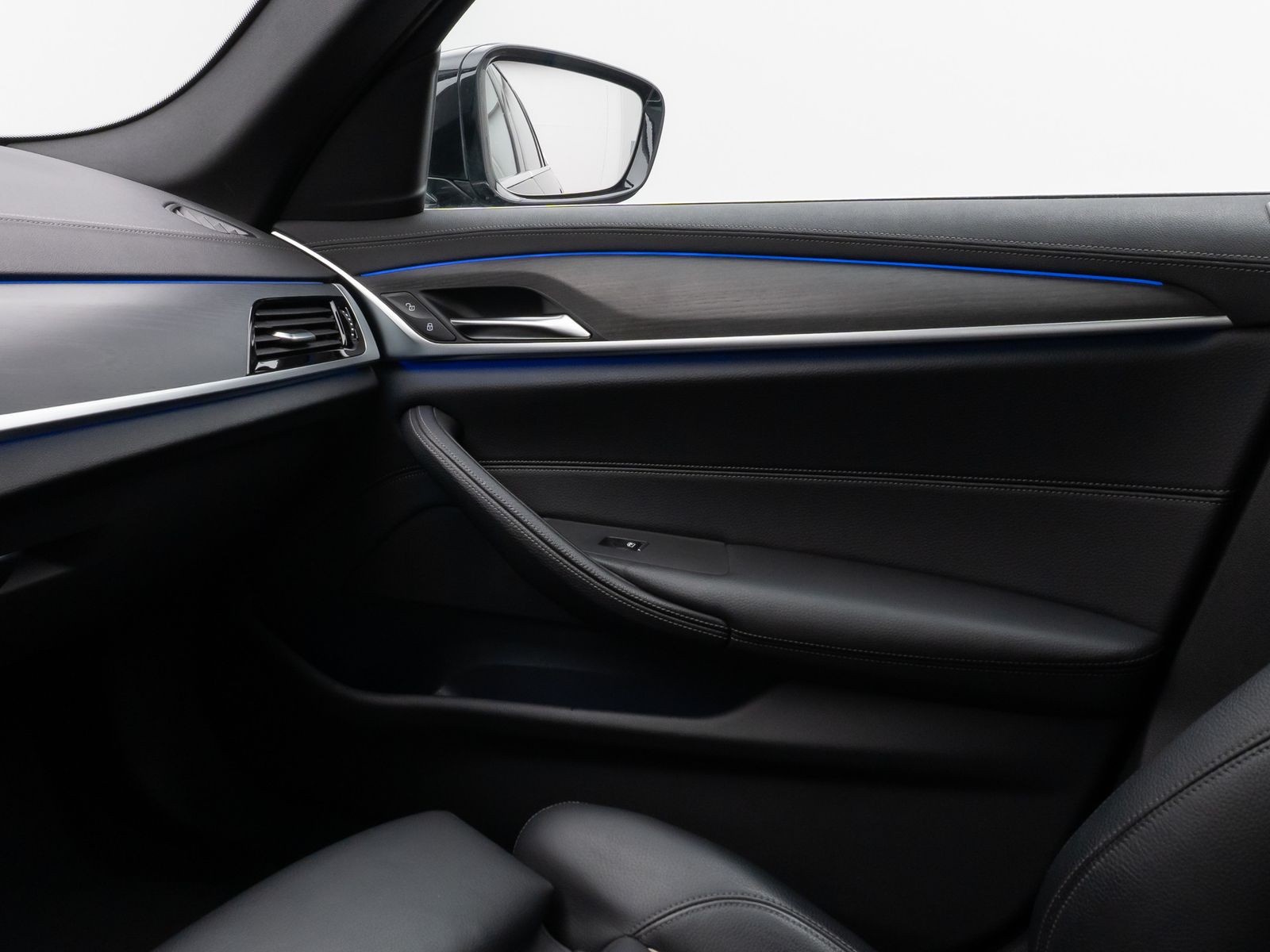 Fahrzeugabbildung BMW 520d LuxuryLine Kamera DAB CockPitPr Alarm Sport