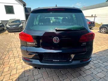 Volkswagen Tiguan - 8