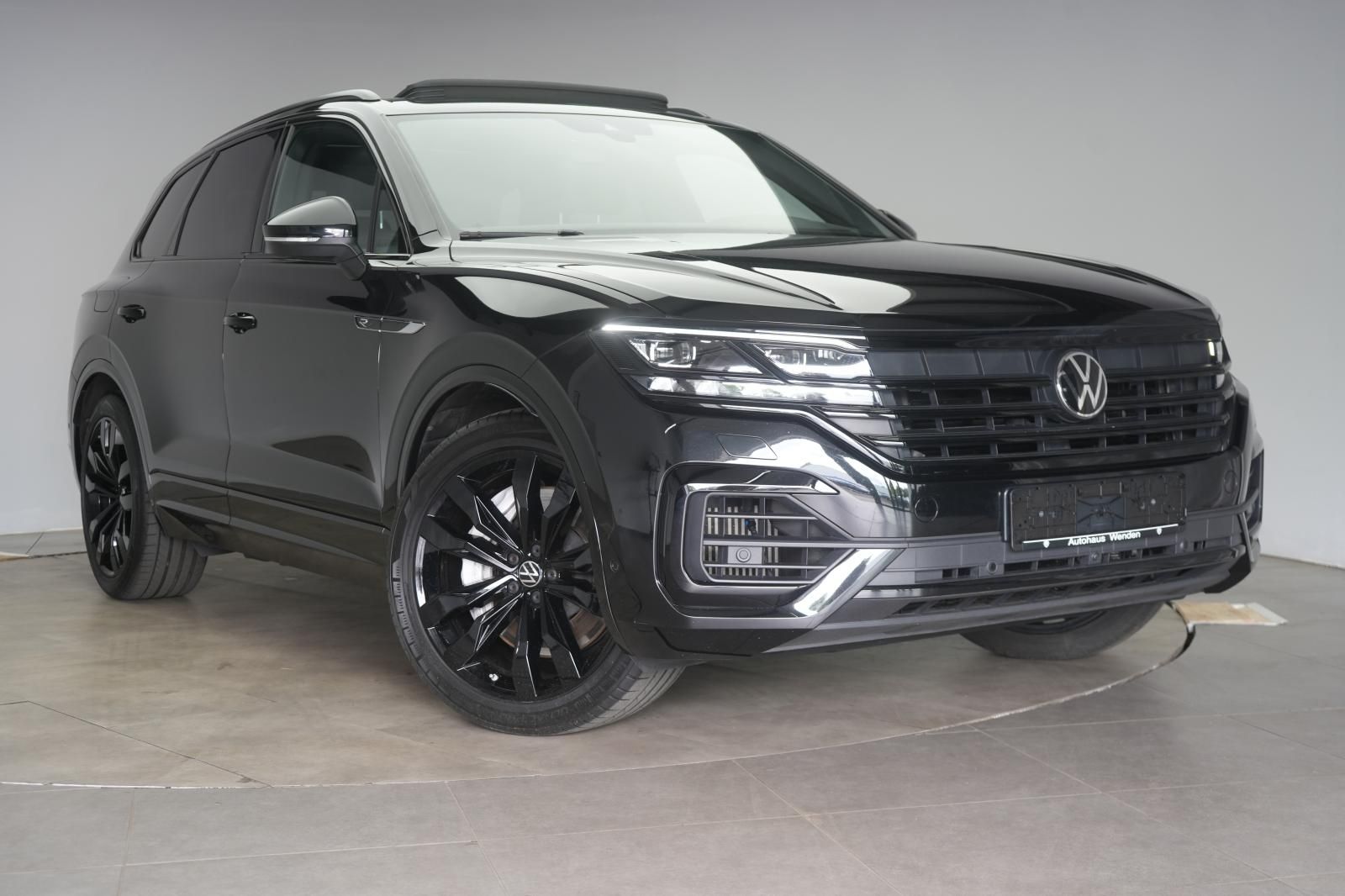VW Touareg R 3.0 V6 e-Hybrid 4Motion Leder/ACC/Kame