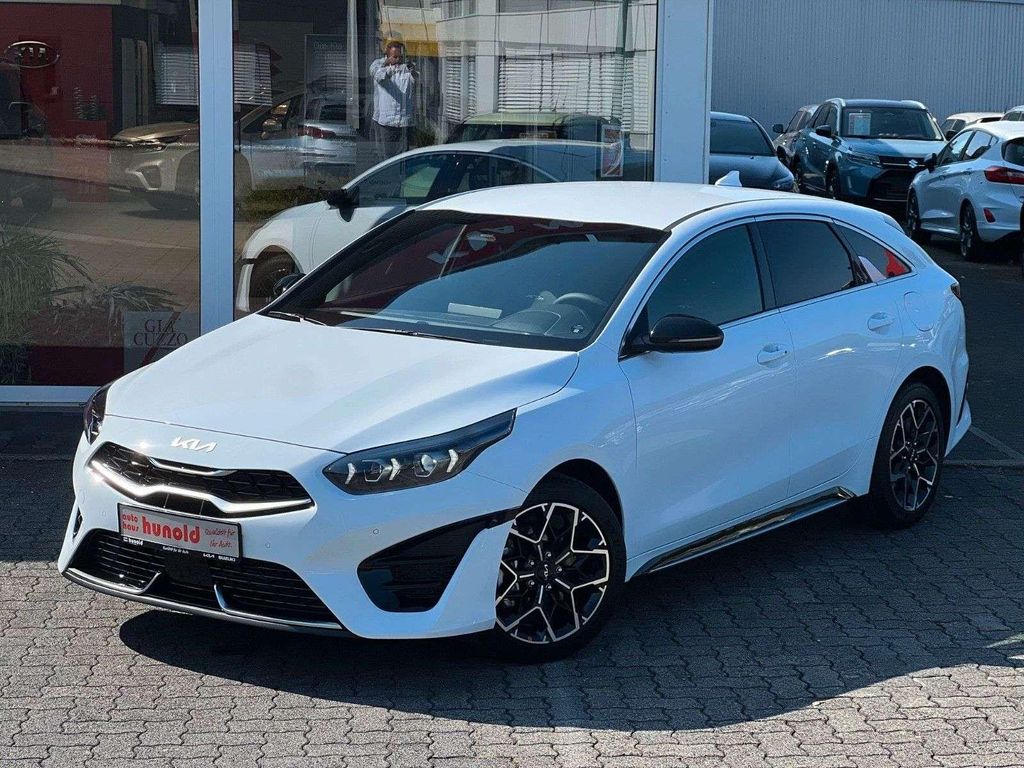 2024 Kia pro cee'd / ProCeed