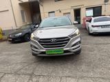 Hyundai Tucson blue Advantage 2WD*1 Hand*Navi*80 Tkm - Hyundai TUCSON in Bonn