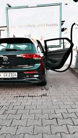 Volkswagen VW Golf 8 zu verkaufen - Volkswagen Golf: Verkaufen