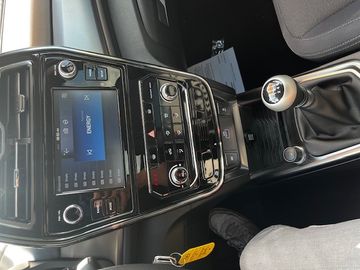 Ssangyong TIVOLI AMBER 1,5