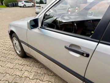 صورة 8 لـ 1993 Mercedes-BENZ C 180