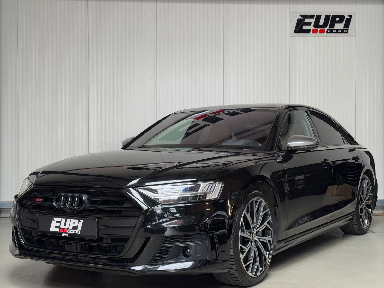 Fahrzeugabbildung Audi S8 4.0 TFSI quattro/HUD/360°/ACC/Massage/Keramik