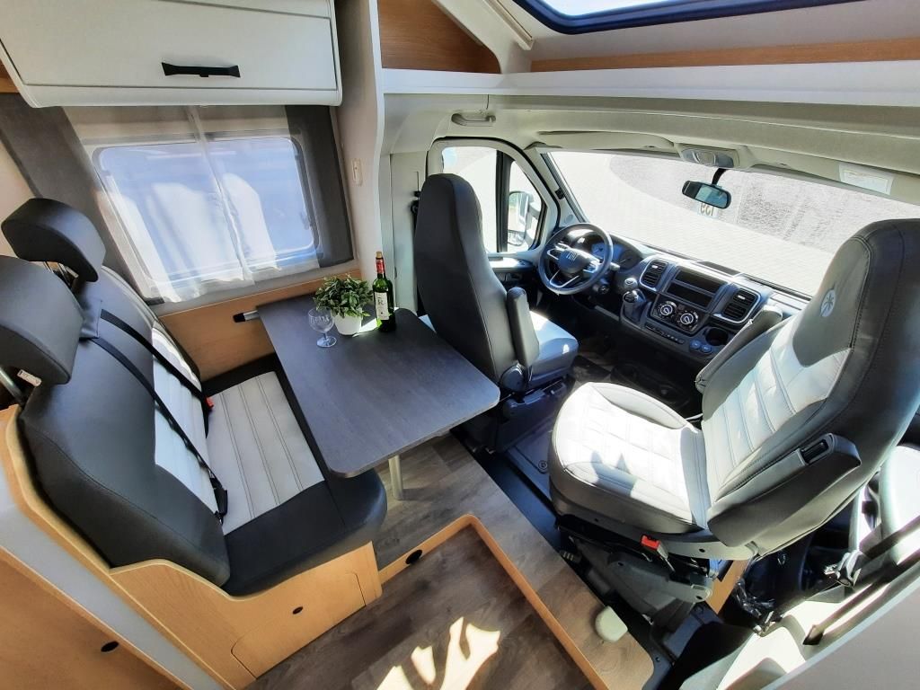 Fahrzeugabbildung Sunlight T 58 Adventure Edition Verfüg./Sparen Sie 2.473,