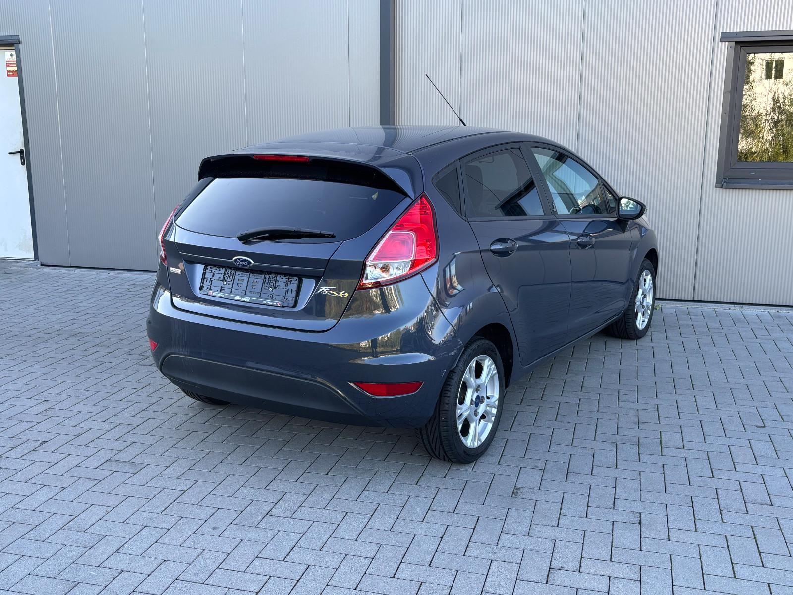 Ford Fiesta 2013 — photo 6