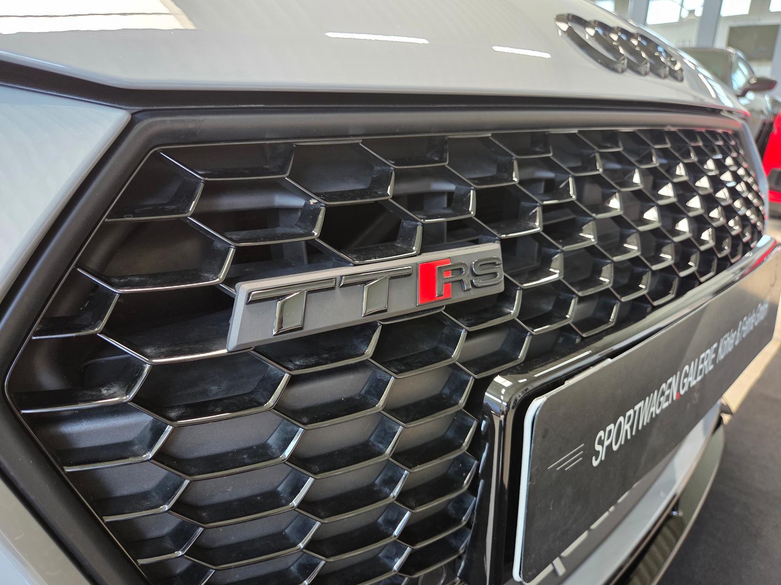 Audi TT RS/Bang-Olufsen/Rückfahrkamera/Sport-AGA/500€