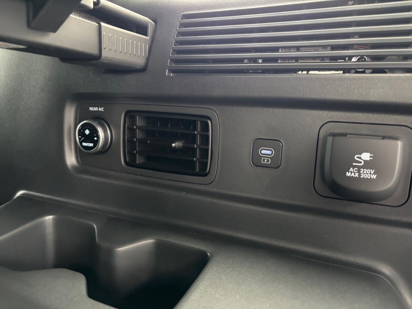 Hyundai SANTA FE - Bild 17