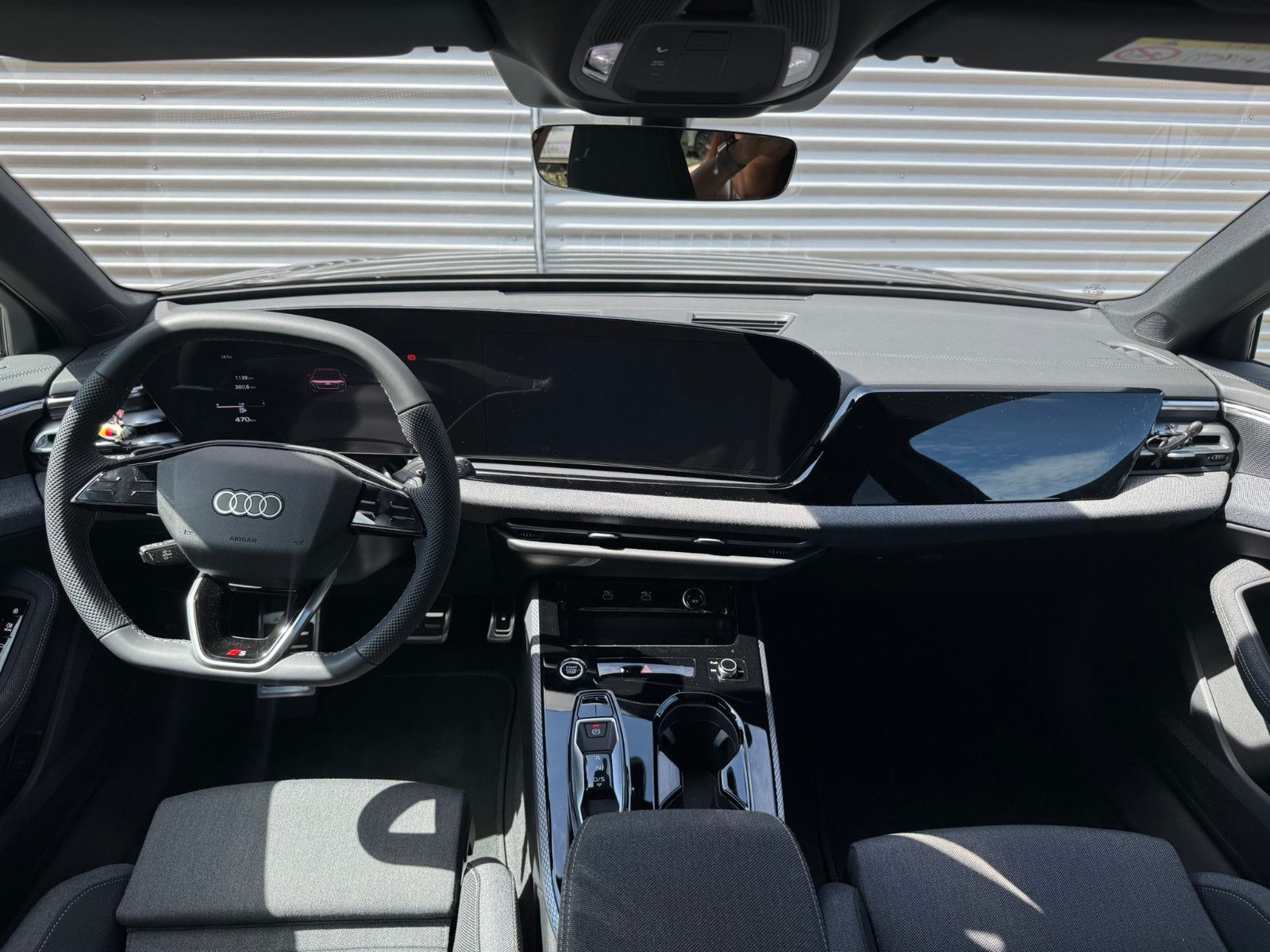 Fahrzeugabbildung Audi A5 Avant TDI 150 kW quattro S-line AHK ACC