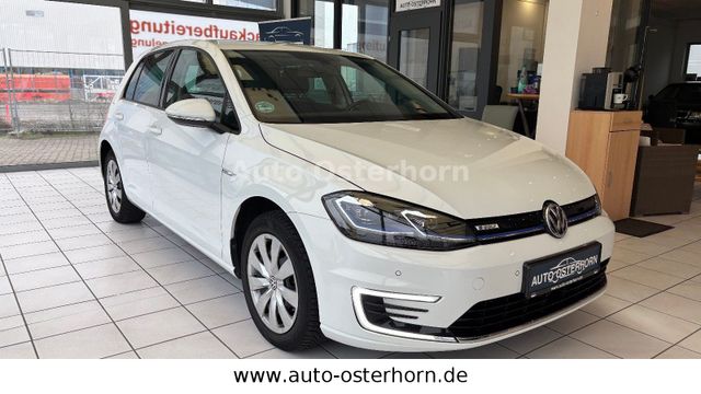 Volkswagen e-GOLF Comfortline / LED / Discover Pro / ACC