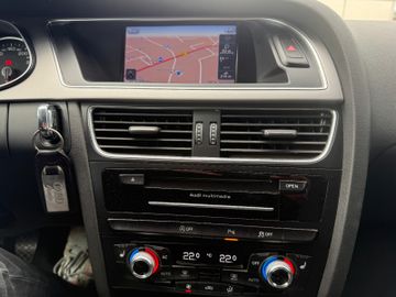 Audi A4 Avant AmbitionSport+Navi+SHZ+Tempo