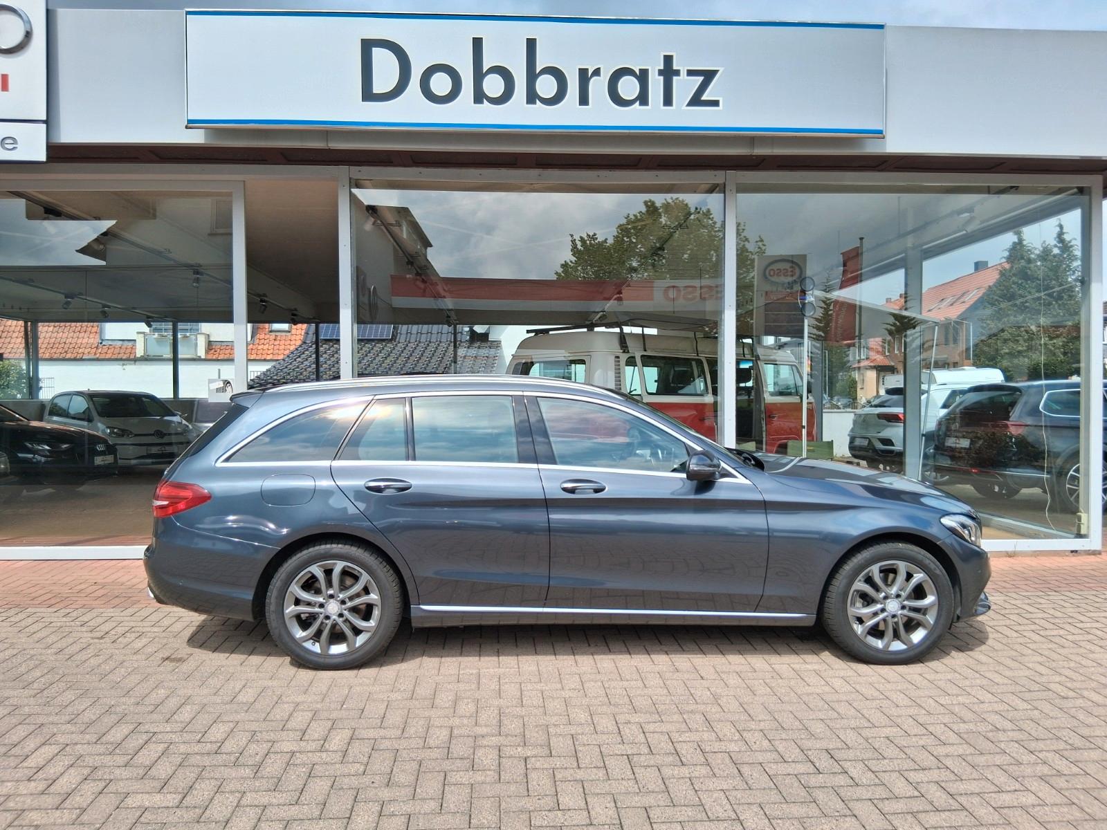 Mercedes-Benz T-Modell C 200 T 4Matic *Burmester Surround*LED*