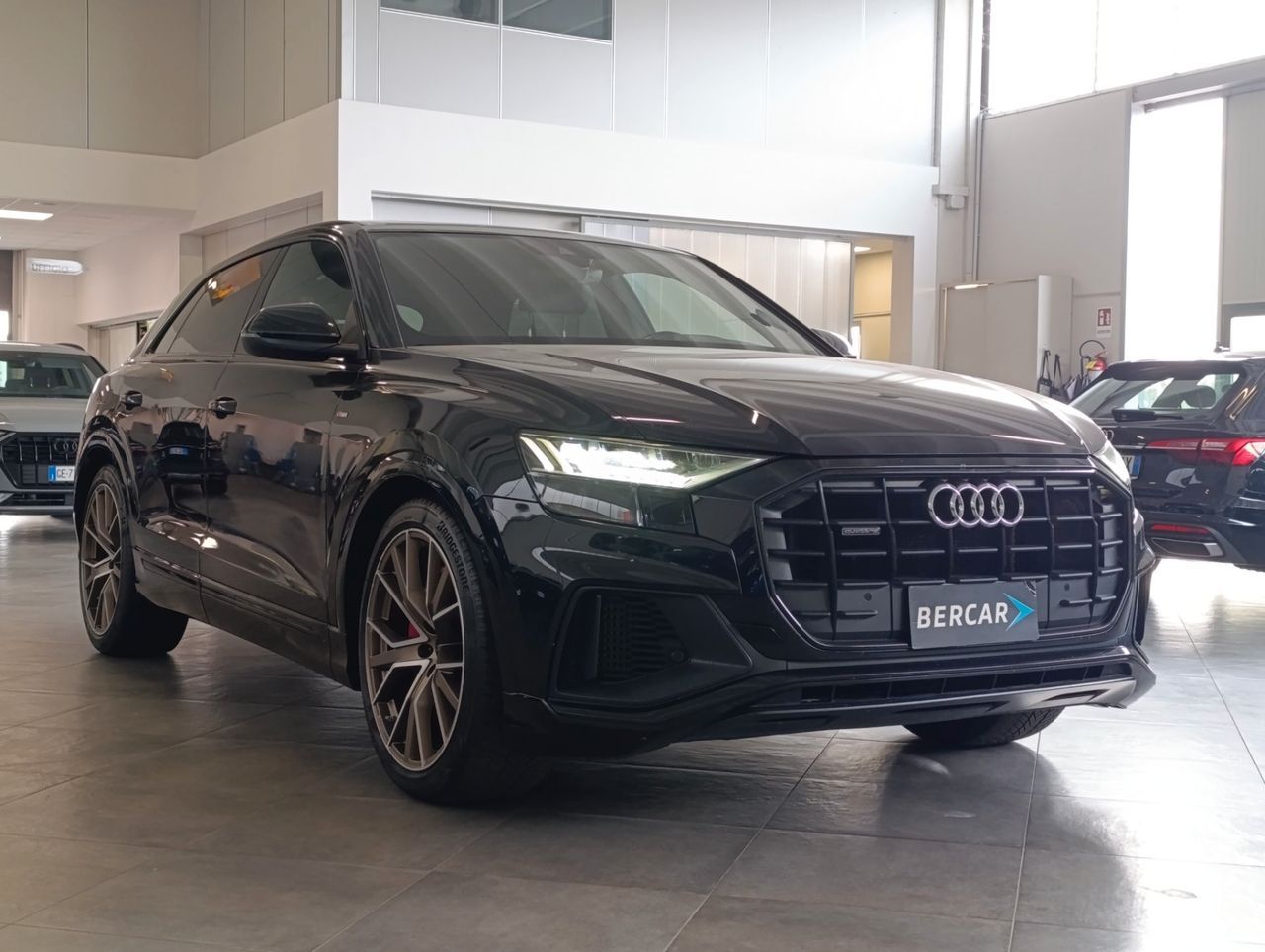 Audi Q8 60 3.0 tfsi e S line Plus quattro tiptro imagem 3