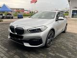 BMW 120d xD Sport Line AUT/HUD/KAMERA/LED/NAVI - BMW 1er Reihe: Allradantrieb