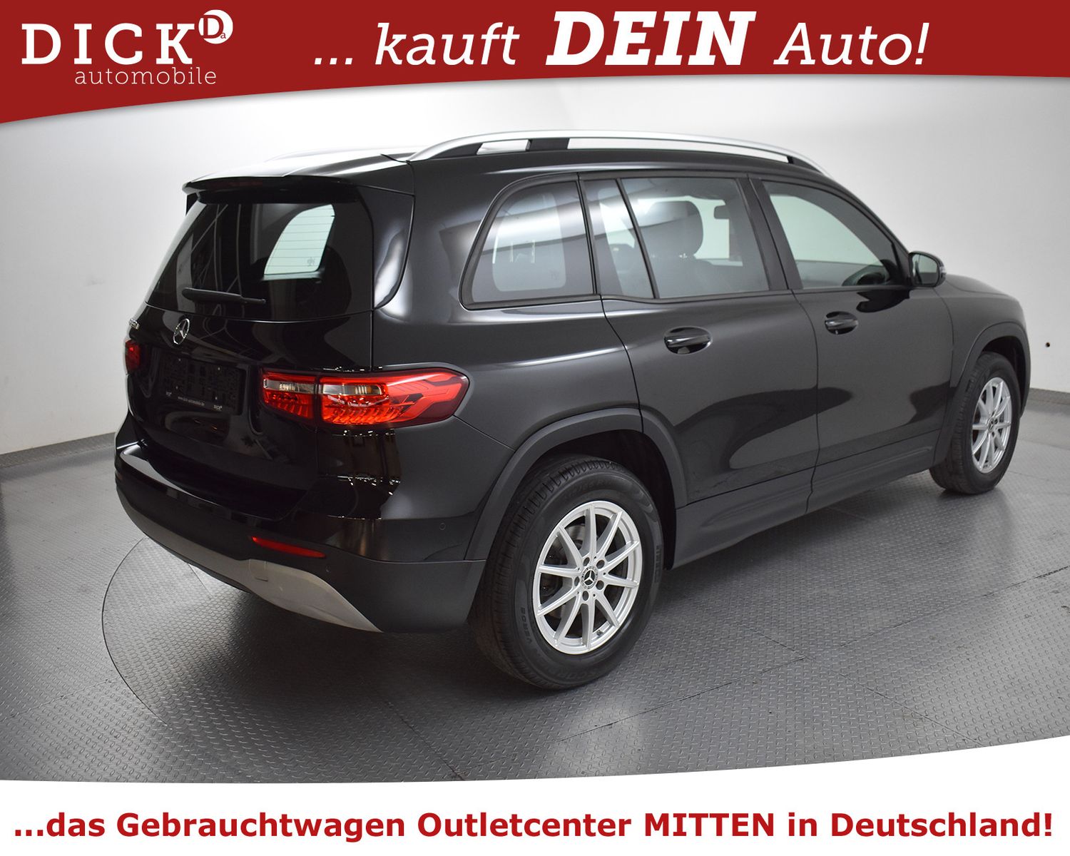 Fahrzeugabbildung Mercedes-Benz GLB 180d 8G >PANOR+NAVI+LEDER+SHZ+KAM+ADVENC+DAB