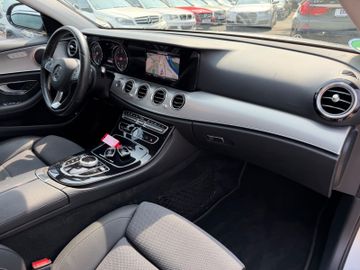 Mercedes E 220 - 7