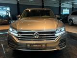 Volkswagen Touareg Elegance 4M R-Line IQ ACC Pano AHK Sthzg - gebrauchte VW Touareg aus dem Jahr 2019