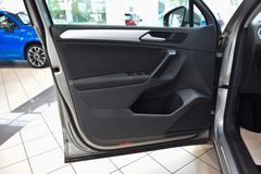 VW Tiguan 1.5 TSI~Navi~LED~Kamera~Keyless Go~Apple VW Tiguan 1.5 TSI~Navi~LED~Kamera~Keyless Go~Apple