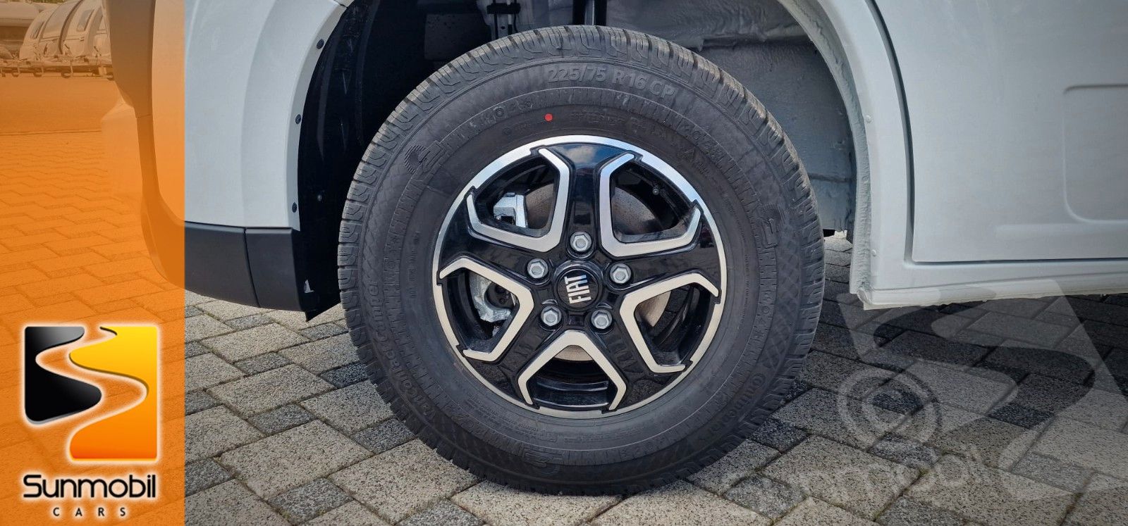 Fahrzeugabbildung Knaus Live Wave 650 MF Platinum Selection 180 PS Auto