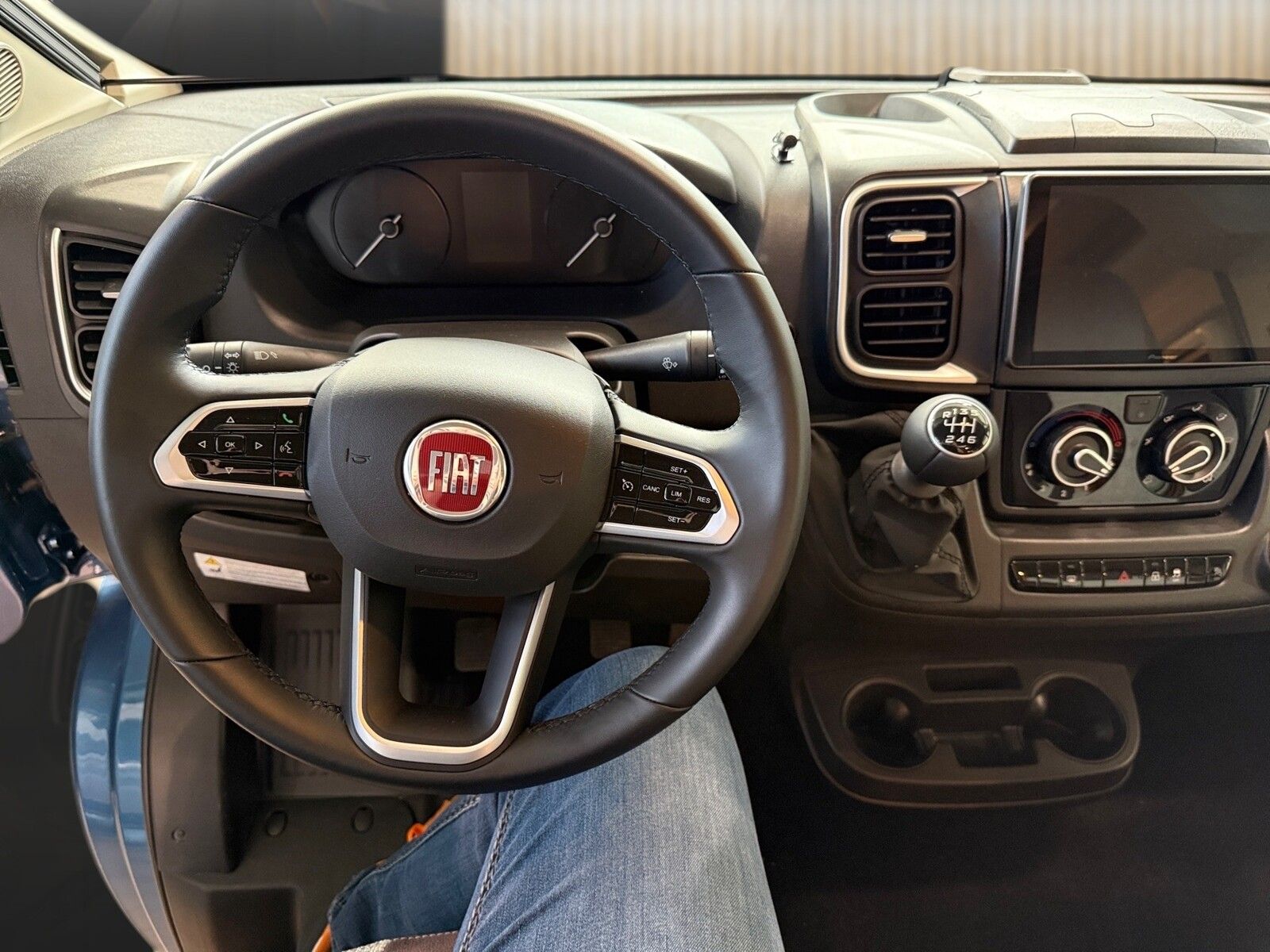 Fahrzeugabbildung Pössl Roadcruiser Fiat 180 PS 7000 EUR geschenkt