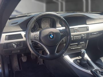BMW 320 - 10