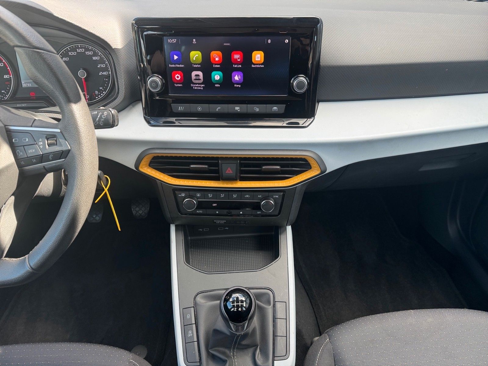 Fahrzeugabbildung SEAT Arona Style 1.0 TSI