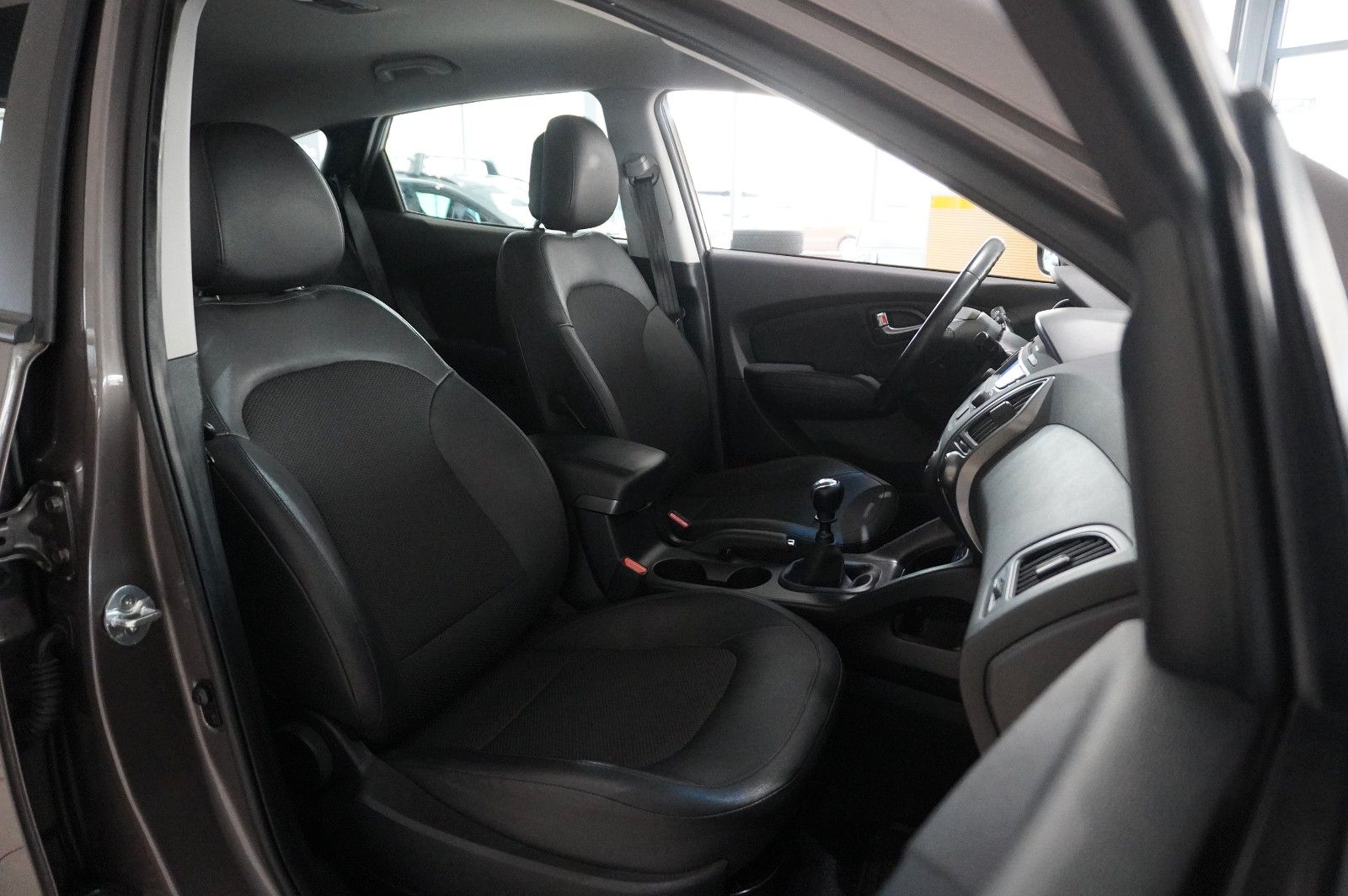 Fahrzeugabbildung Hyundai ix35 1.6 GDI FINALE LED/KLIMA/SHZ/PDC/TEMP./AHK